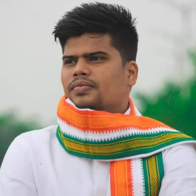 घरेलू और कॉमर्शियल गैस की किल्लत से प्रदेश और शहर की जनता का हाल बेहाल : शाहरुख अशरफी