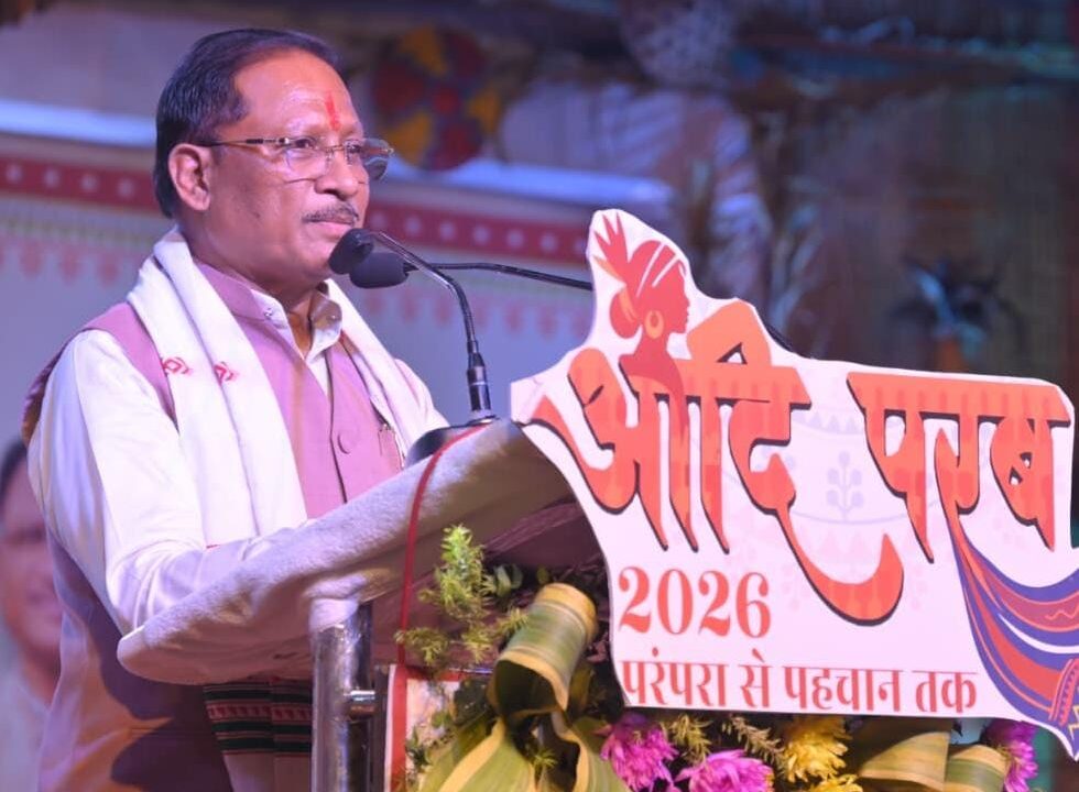 बस्तर क्षेत्र में खुशहाली और शांति बहाल करने में हो रहे हैं कामयाब: मुख्यमंत्री विष्णु देव साय