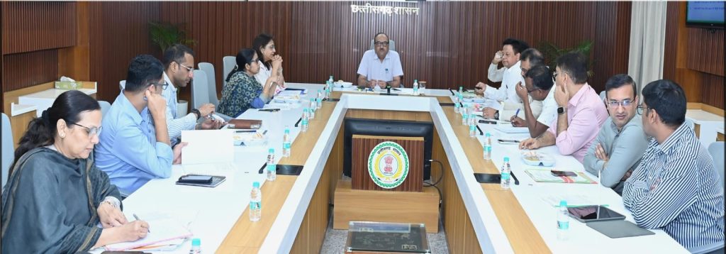 मुख्य सचिव  विकासशील की अध्यक्षता में कैम्पा की समीक्षा बैठक संपन्न