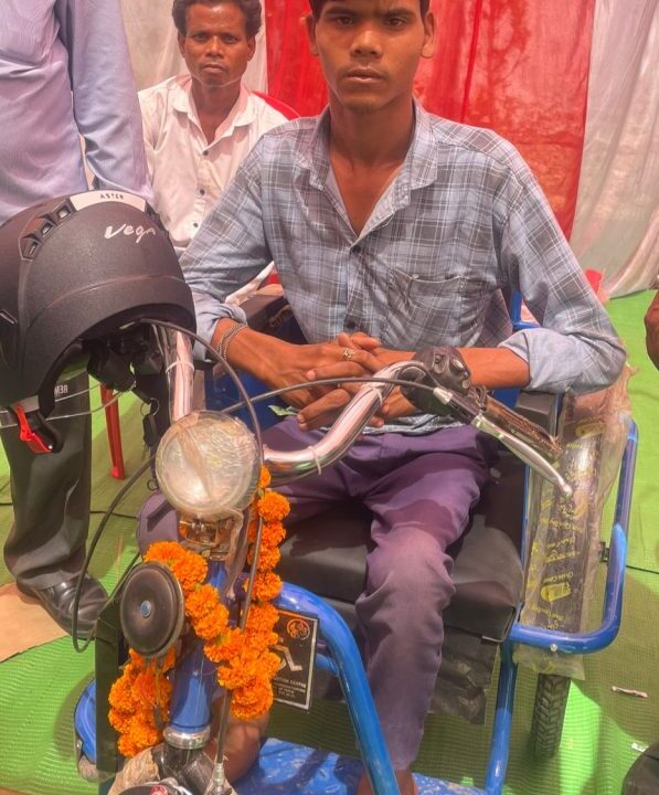 सफलता की कहानी,सुशासन की रफ़्तार 12 किमी का मुश्किल सफर अब अनिल के लिए हुआ आसान