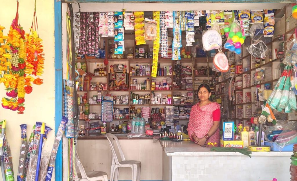 मुद्रा लोन और बिहान योजना ने बदली प्रीति गुप्ता की जिंदगी, बनीं ‘लखपति दीदी’