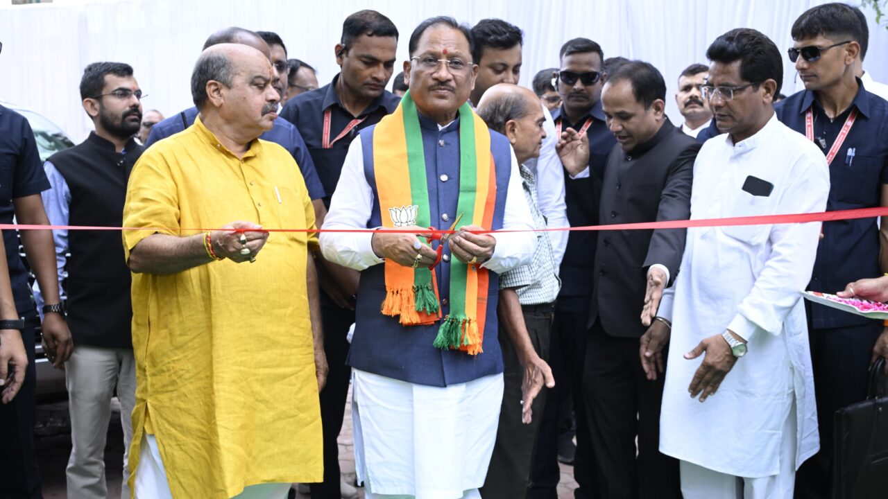 देश की आजादी में छत्तीसगढ़ के वीर नायकों का योगदान नई पीढ़ी तक पहुंचाना हमारा दायित्व : मुख्यमंत्री विष्णु देव साय