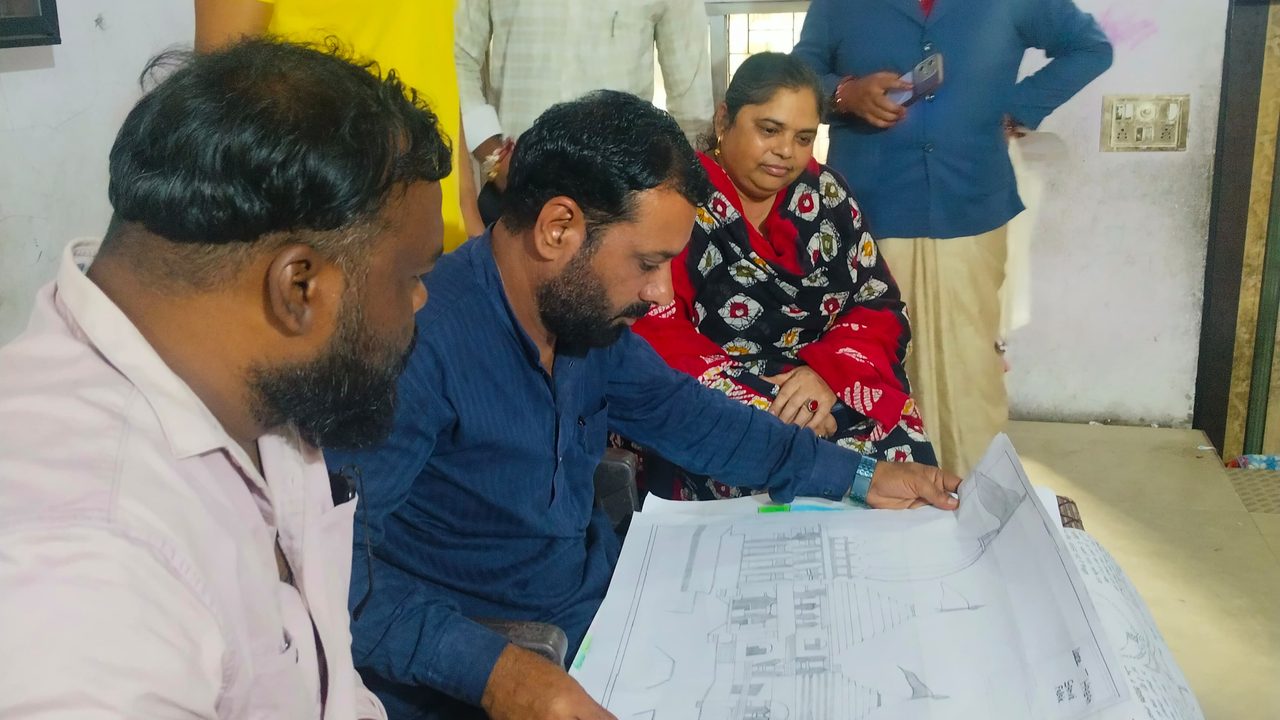 राकेश तिवारी ने विद्यार्थियों से कहा- बड़े सपने देखें, मेहनत से गढ़ें विकसित भारत